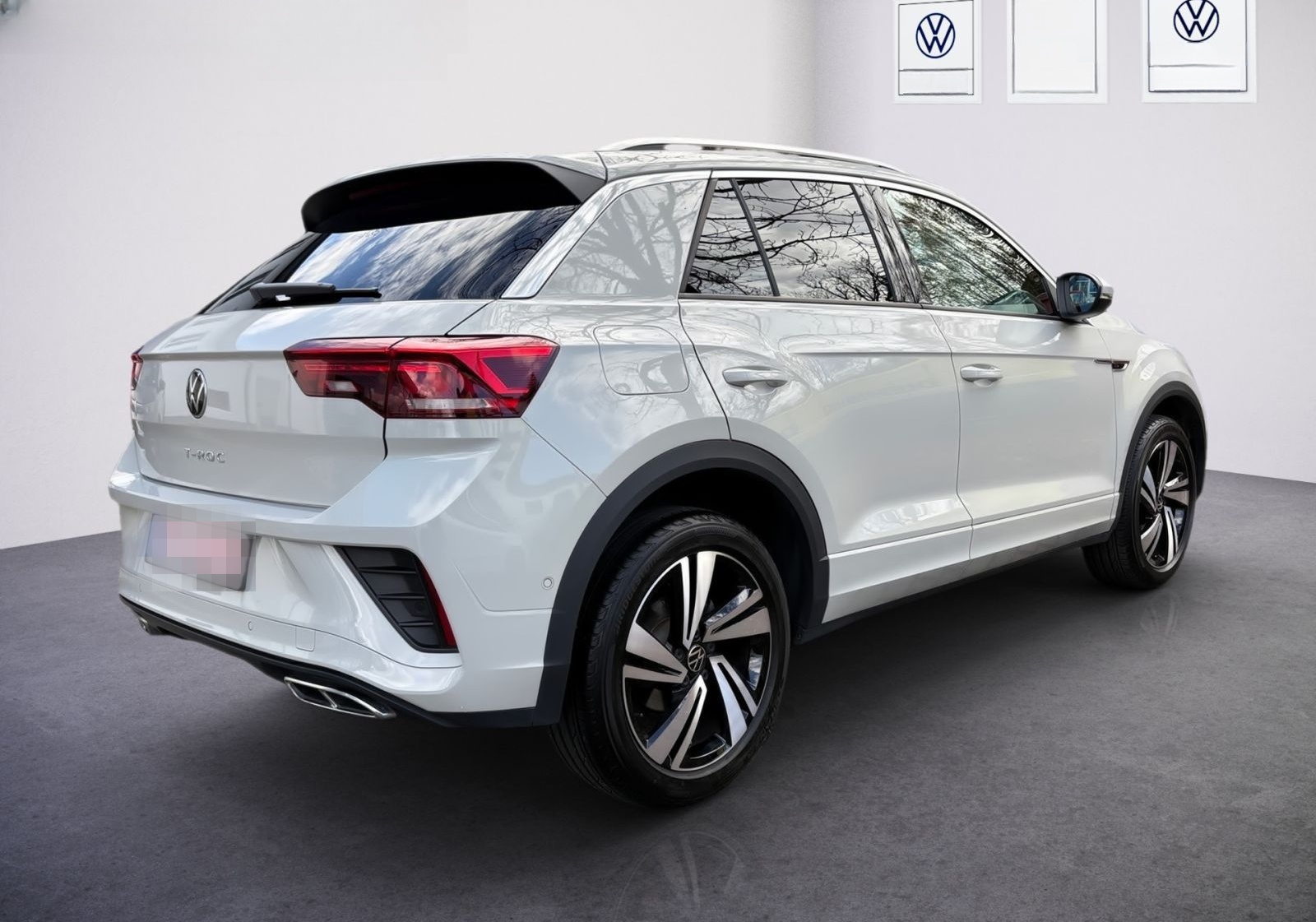 Volkswagen T-Roc R-Line 1,5 l TSI DSG_Easy Open_AssistP_LED foto 3
