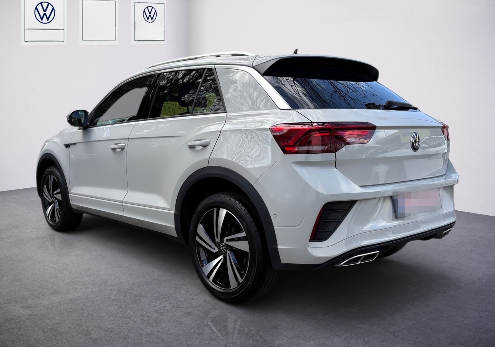 Volkswagen T-Roc R-Line 1,5 l TSI DSG_Easy Open_AssistP_LED foto 4