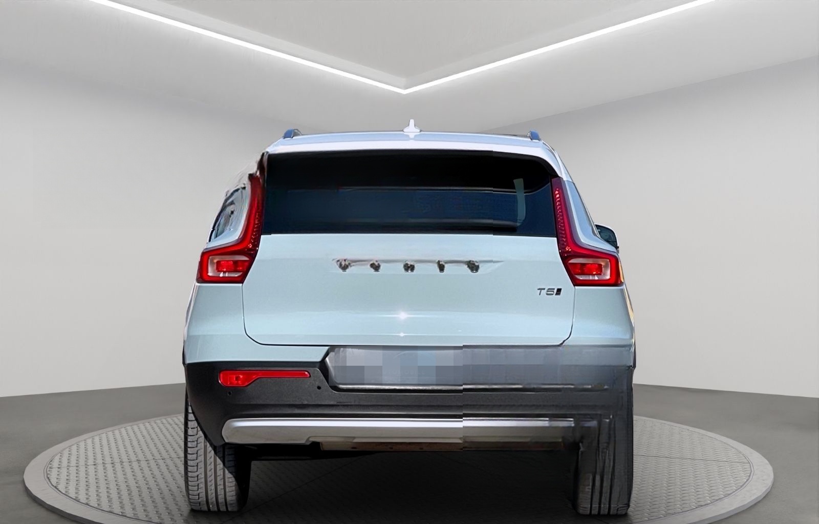 Volvo XC40 2,0 AUTOM. AWD 4x4 PANORAMA LEDER GARANTIE foto 6