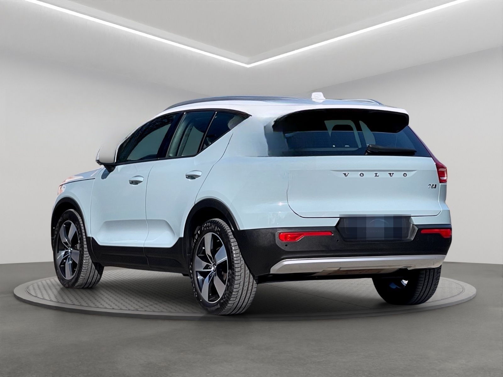 Volvo XC40 2,0 AUTOM. AWD 4x4 PANORAMA LEDER GARANTIE foto 7