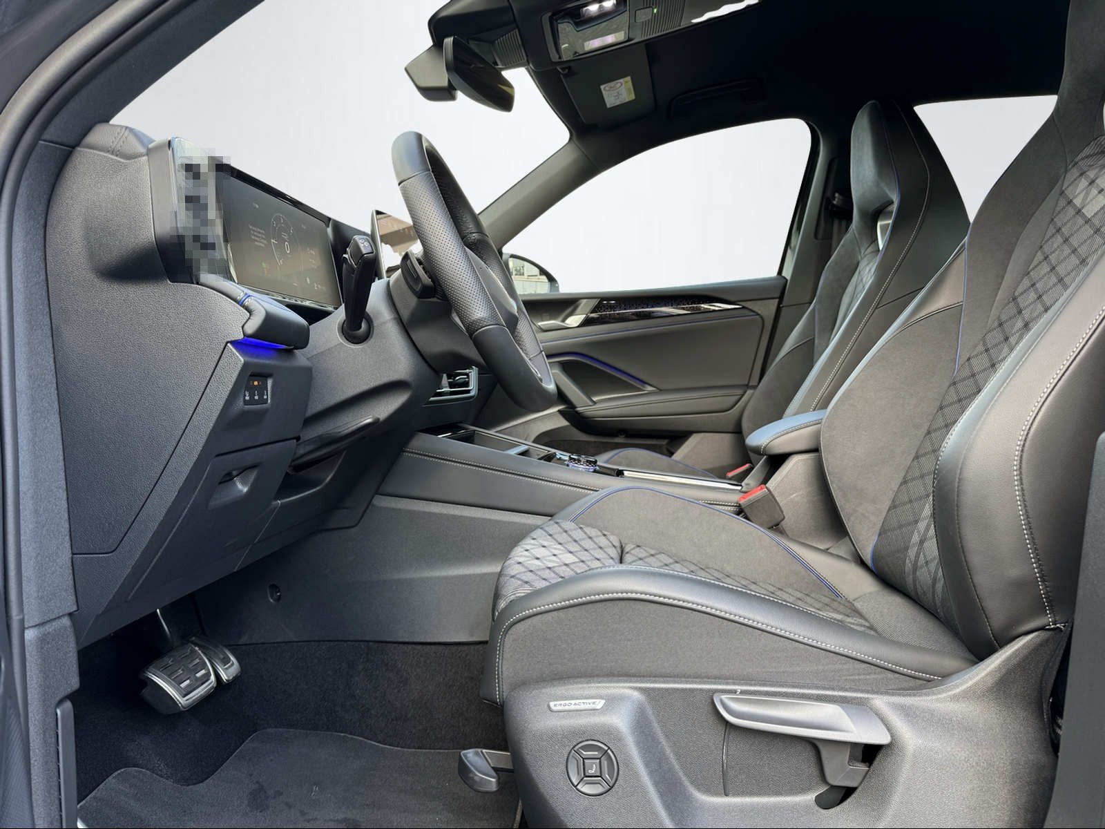 Volkswagen Tiguan R LINE-VIRTUAL-KAMERA-LED-ACC-MASSAGE-1H. foto 10
