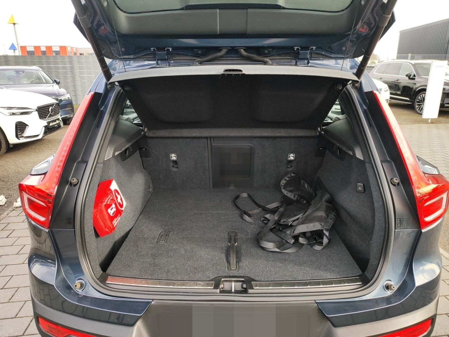 Volvo XC40 T4 Inscription AWD StandHZG Navi Leder  Mem foto 11