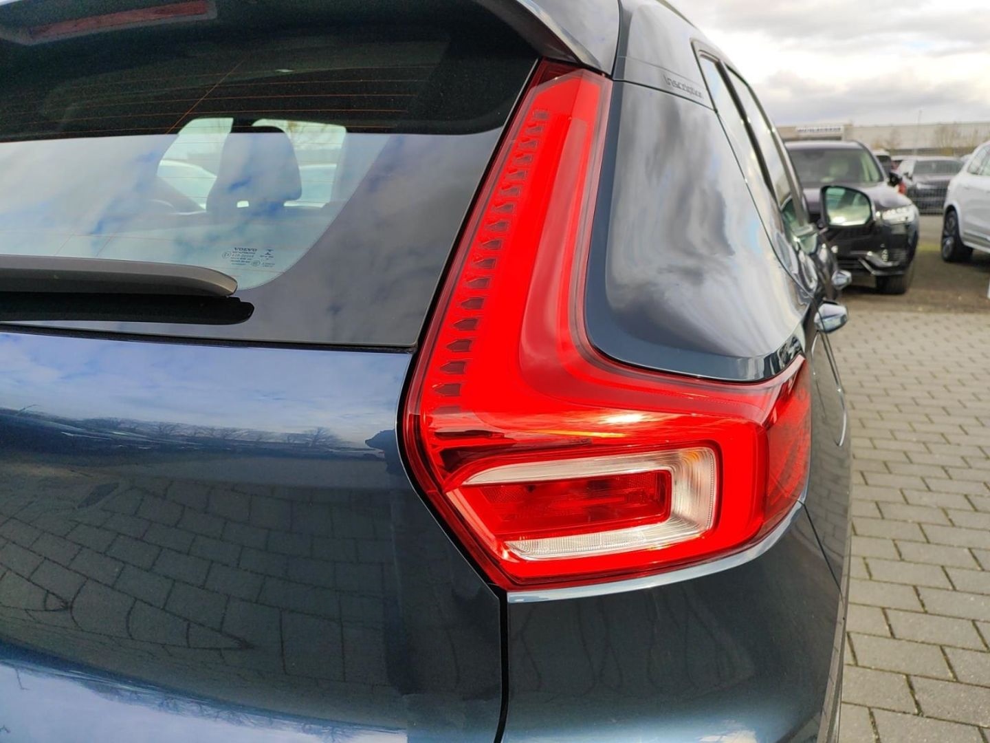 Volvo XC40 T4 Inscription AWD StandHZG Navi Leder  Mem foto 12