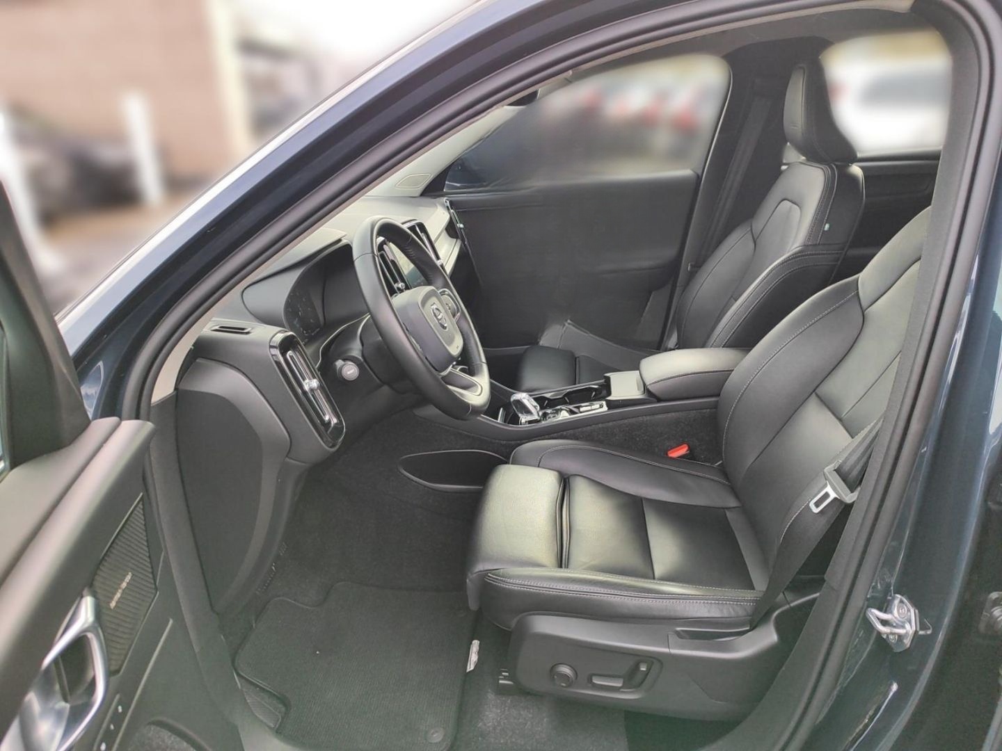 Volvo XC40 T4 Inscription AWD StandHZG Navi Leder  Mem foto 14