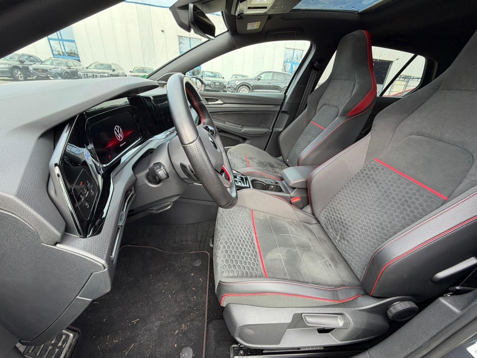 Volkswagen Golf GTI Clubsport 2.0 TSI /MATRIX/PANO/TRAVEL/ foto 11