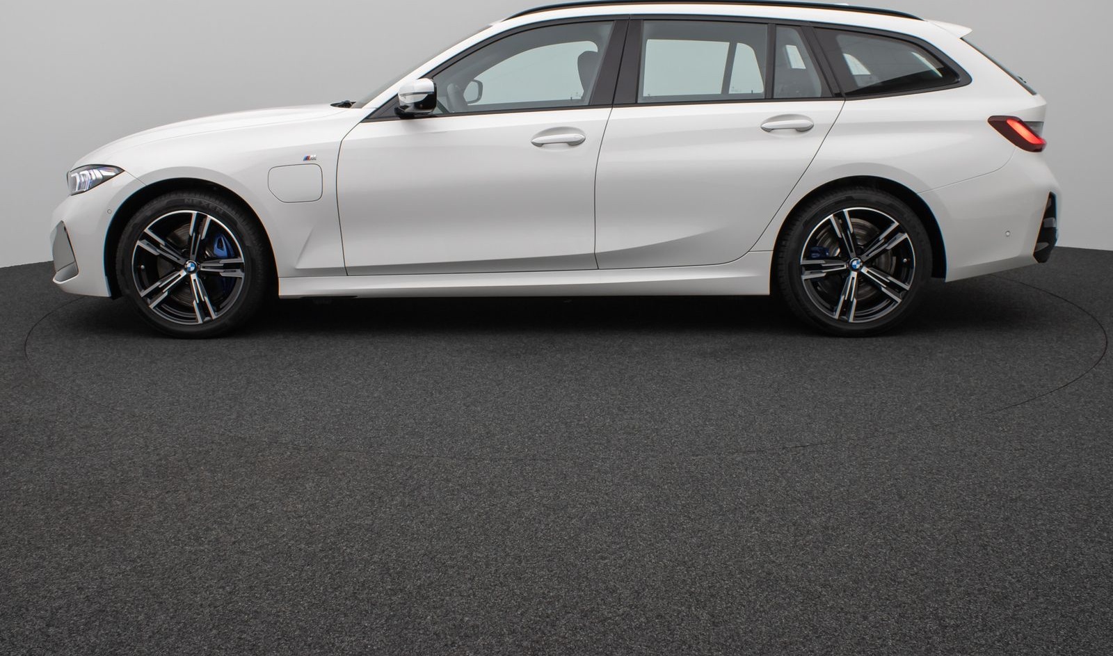 BMW 330e M Sport Panorama 360°HUD DAB H/K AHK ACC foto 11