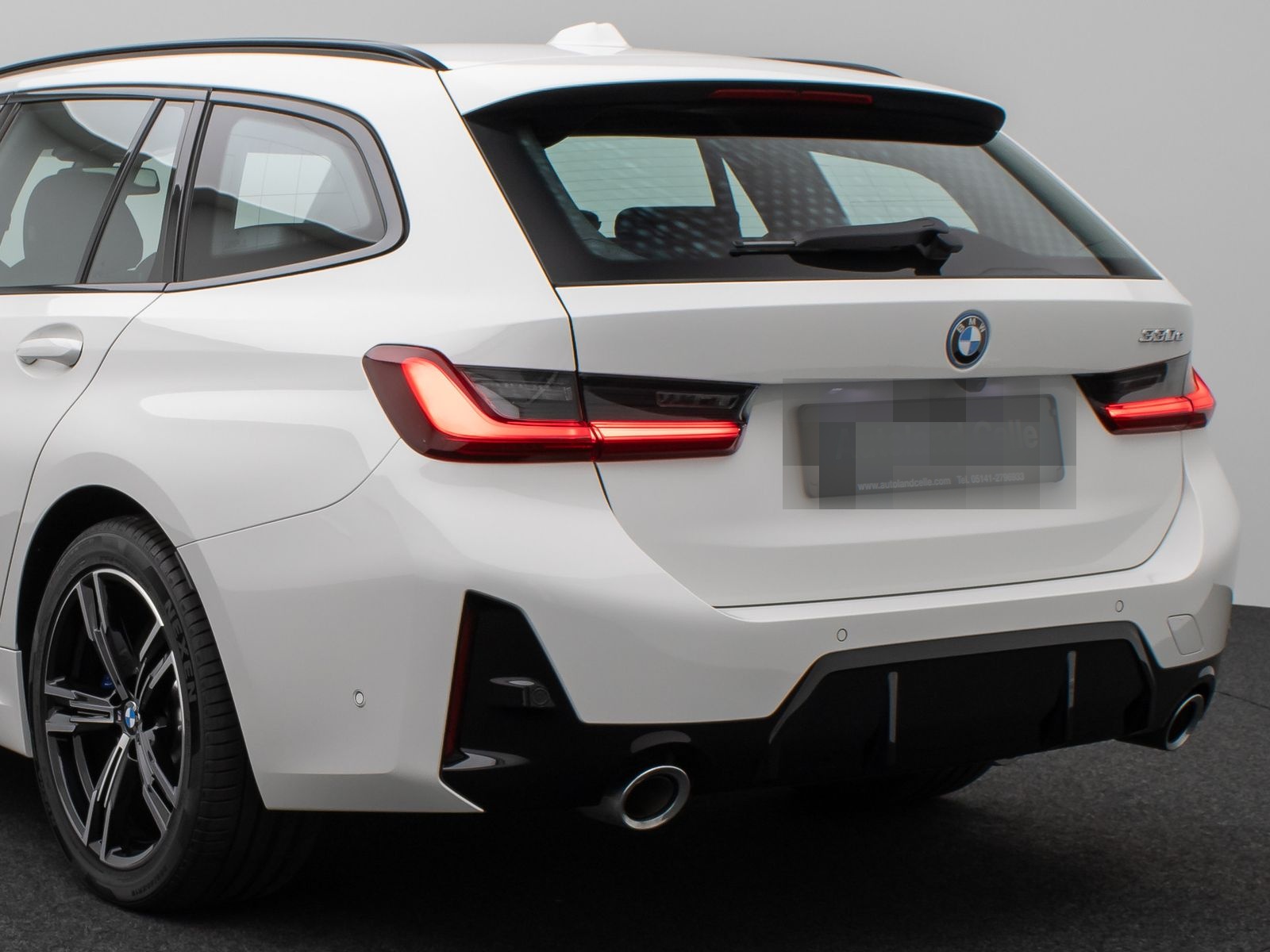 BMW 330e M Sport Panorama 360°HUD DAB H/K AHK ACC foto 16