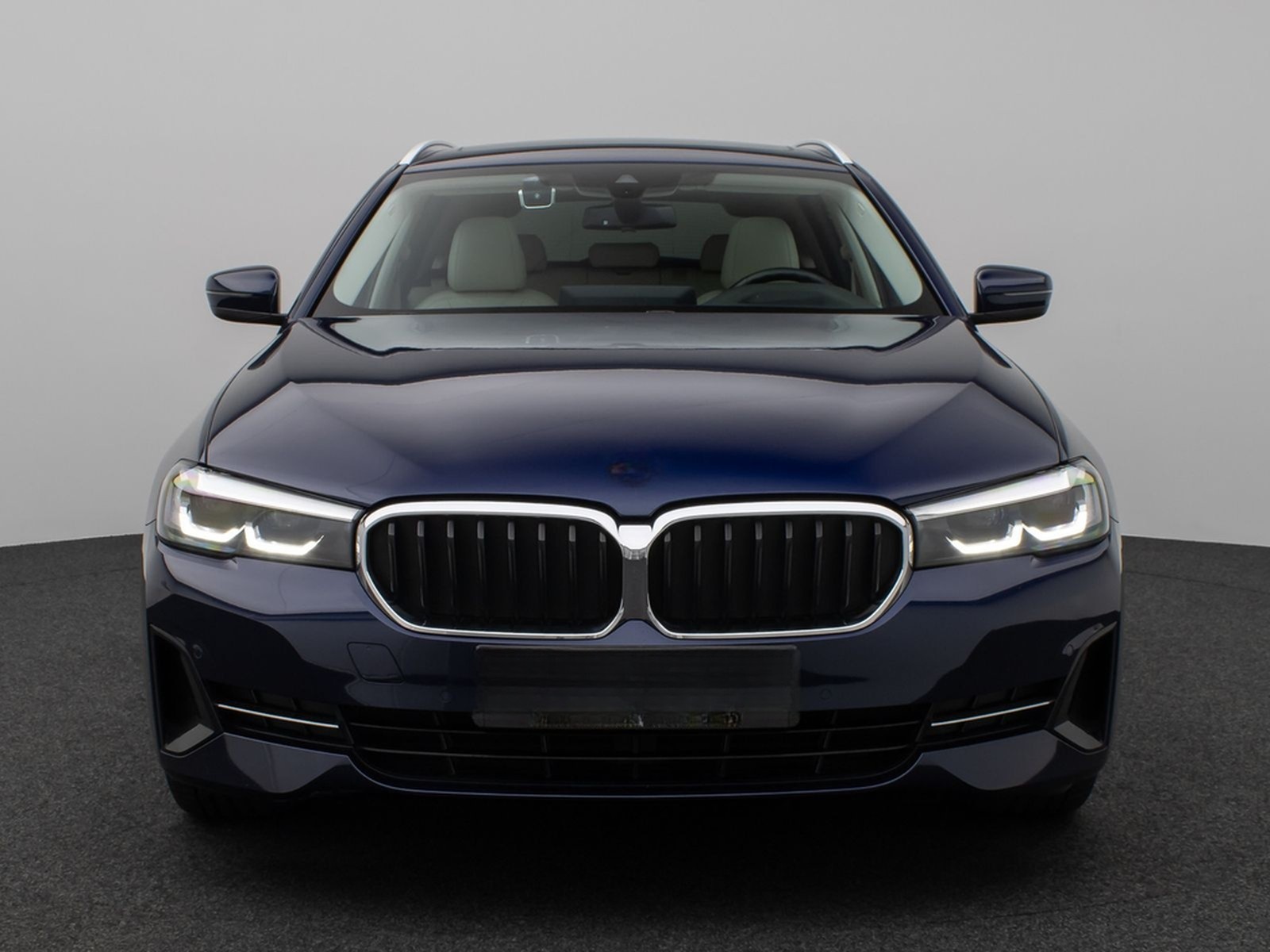 BMW 530d xD Panoram Kamera HUD DAB HiFi SoftCl Sport foto 2