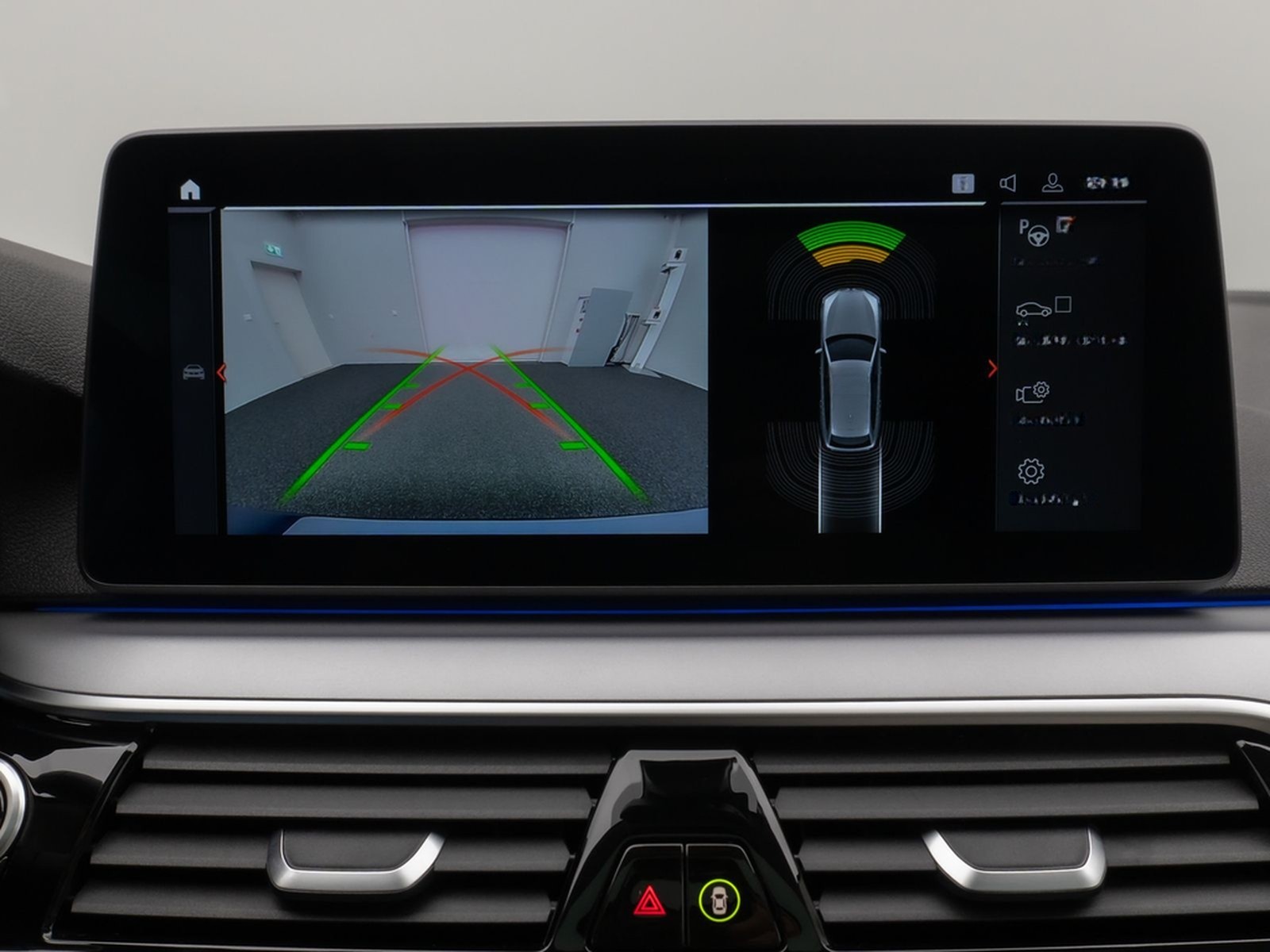 BMW 530d xD Panoram Kamera HUD DAB HiFi SoftCl Sport foto 45