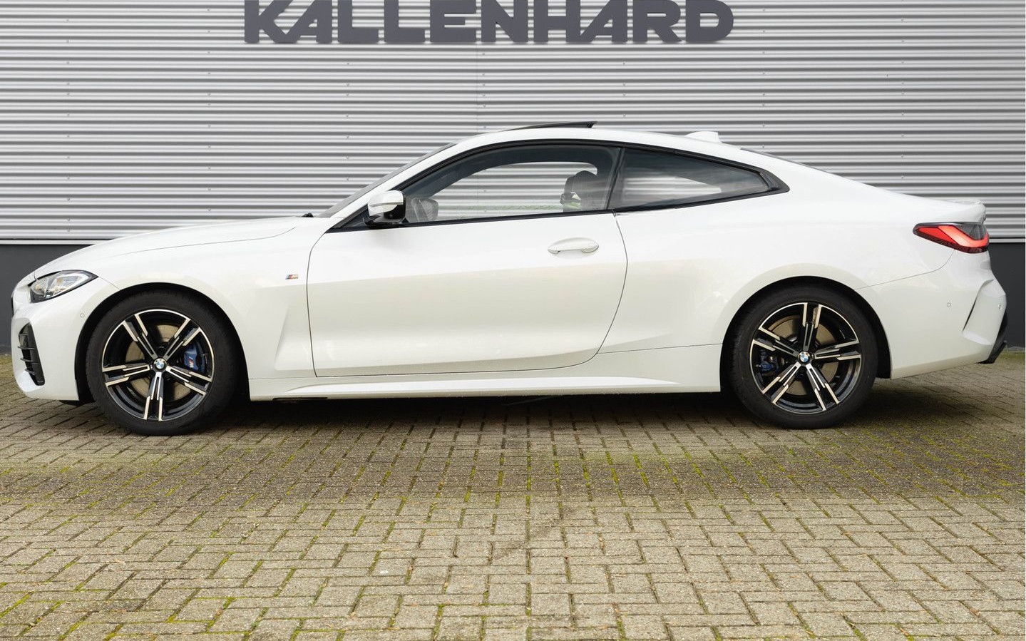BMW M440i 4-serie Coupé xDrive - Schiebedach - Park foto 6