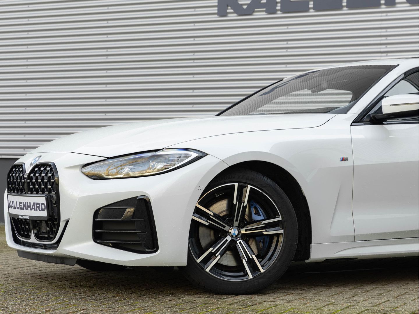 BMW M440i 4-serie Coupé xDrive - Schiebedach - Park foto 7