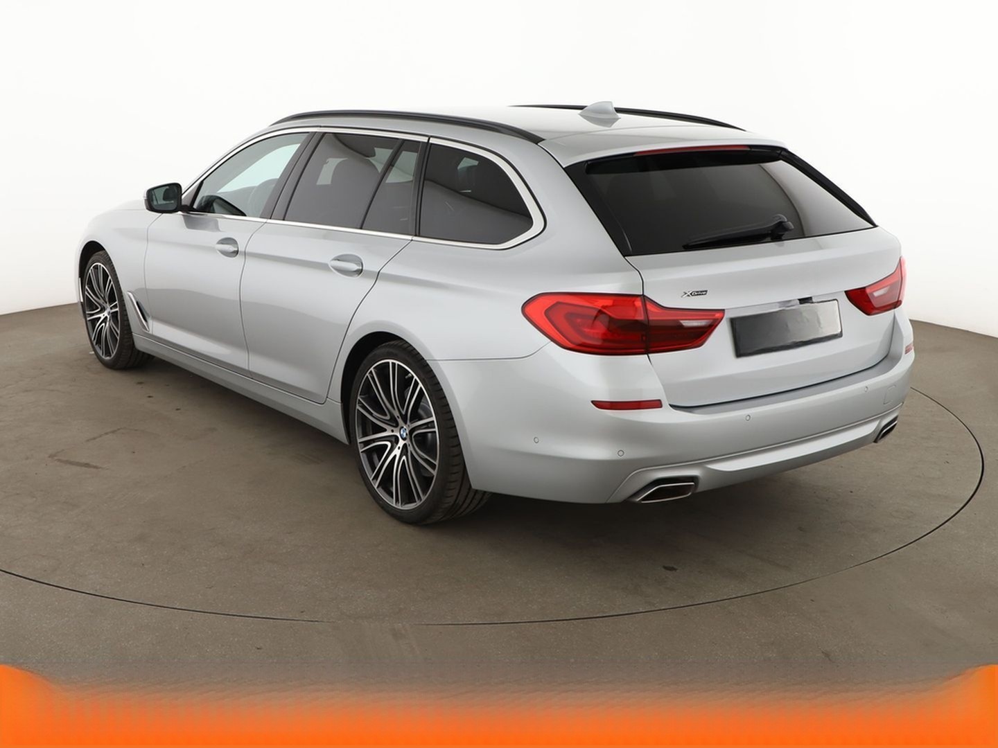 BMW 540i xDrive Aut.*NAVI*LED*CAM*HUD*SHZ*TEMPO*ALU* foto 4