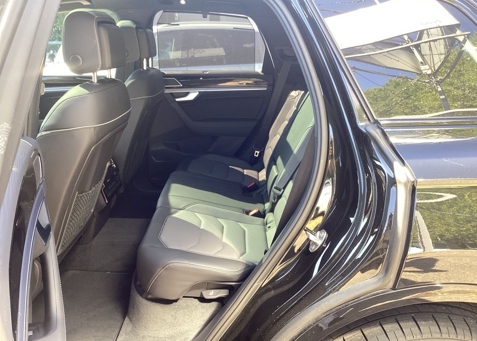 Volkswagen Touareg 3.0TDI R-Line Black Pano AHK Standh.Navi foto 11