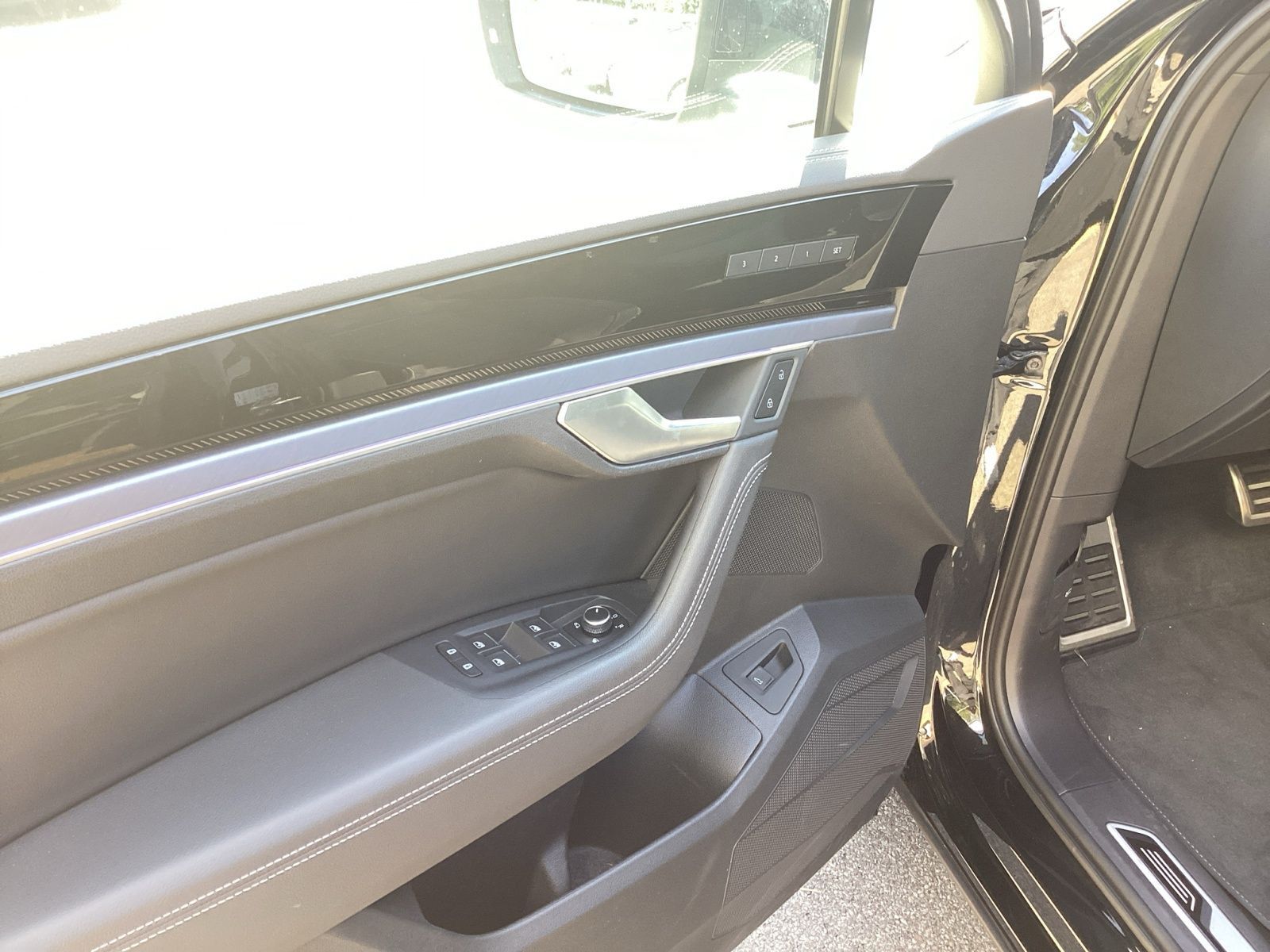 Volkswagen Touareg 3.0TDI R-Line Black Pano AHK Standh.Navi foto 14