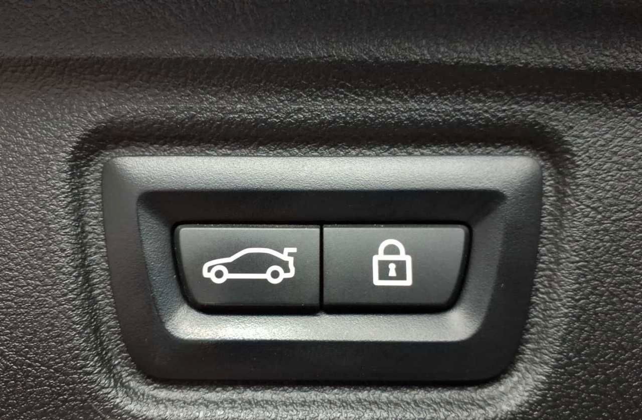 BMW 330i Touring xDrive Aut. M Sport AHK foto 11