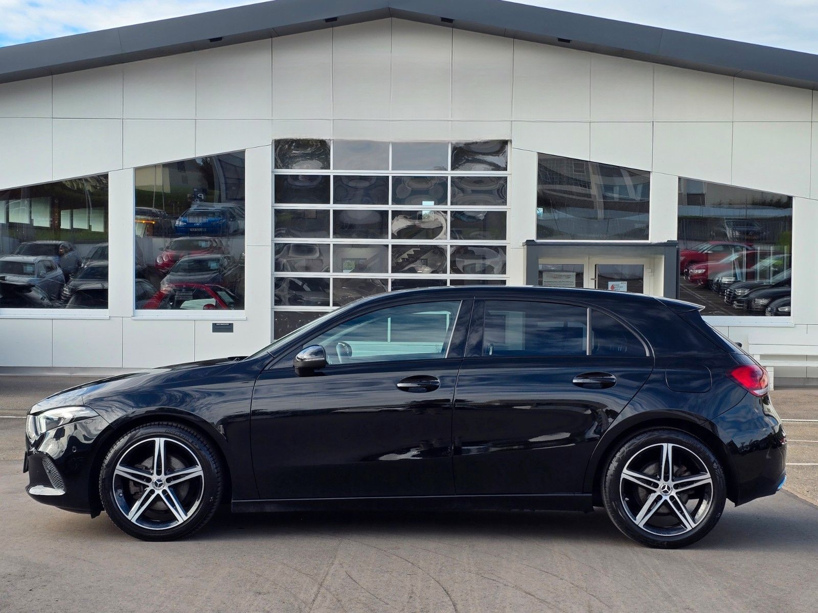 Mercedes-Benz A 200 d| SHZ| NAVI| APPLE & ANDROID foto 9