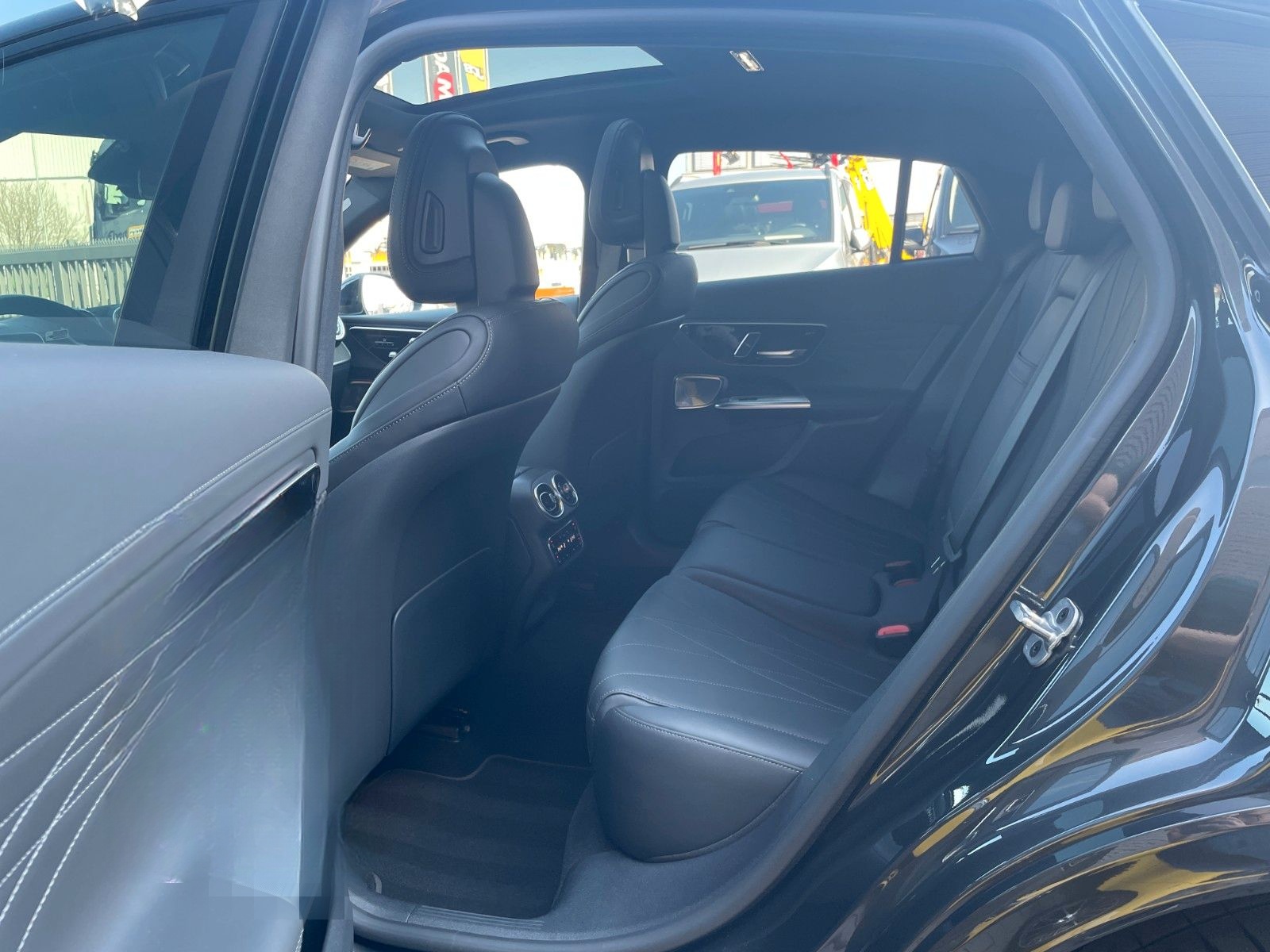 Mercedes-Benz GLC 63 SE Coupe Pano+HeadUP+Burm+Drivers+Digital foto 10