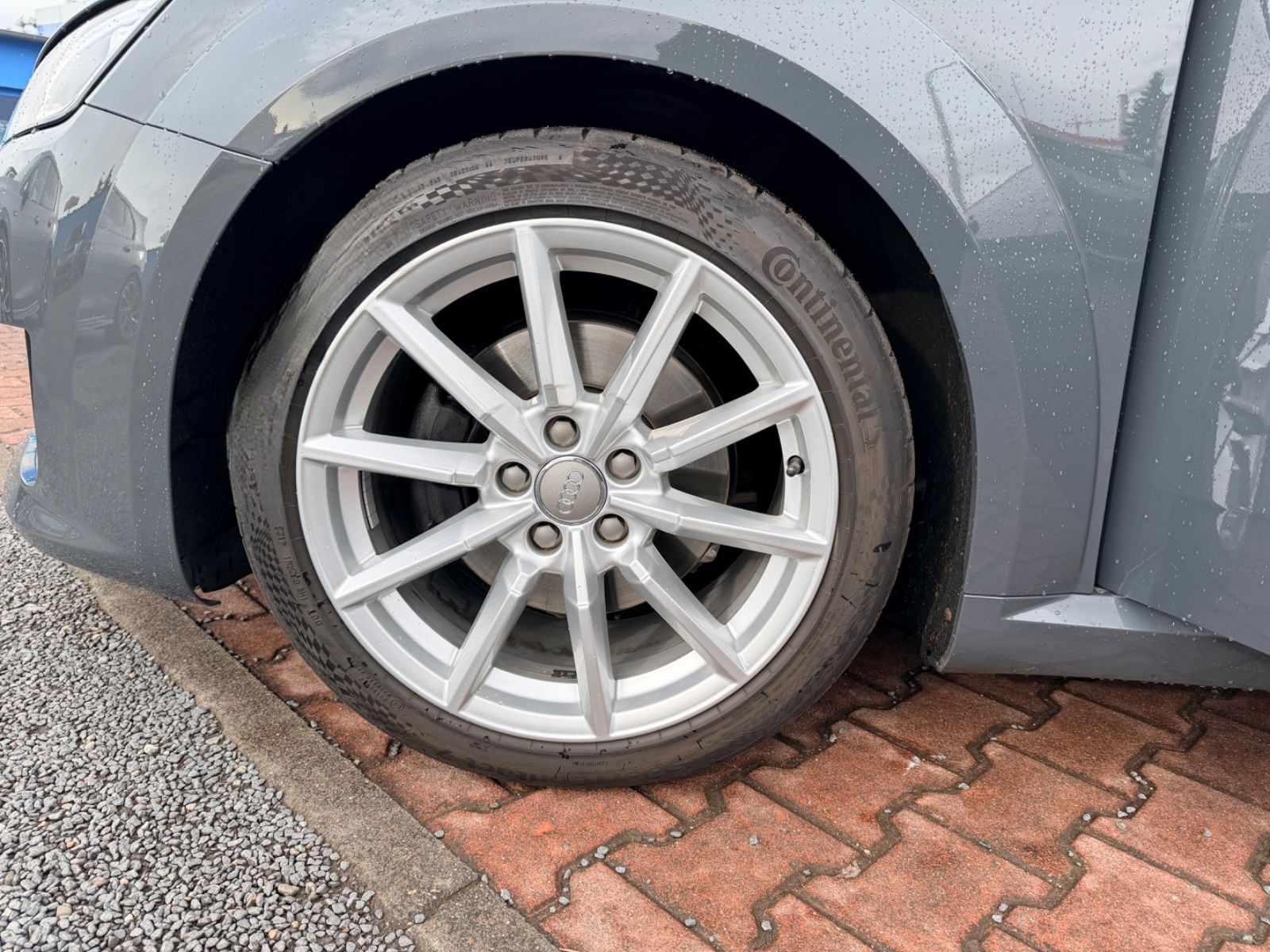 Audi TT Coupe 2.0 TFSI foto 13