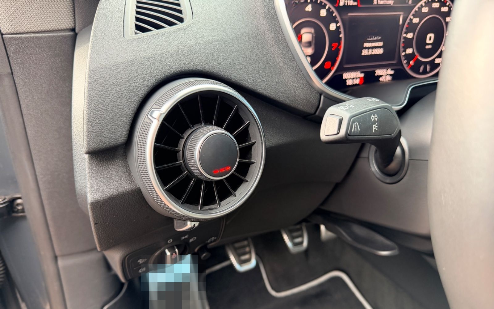 Audi TT Coupe 2.0 TFSI foto 10