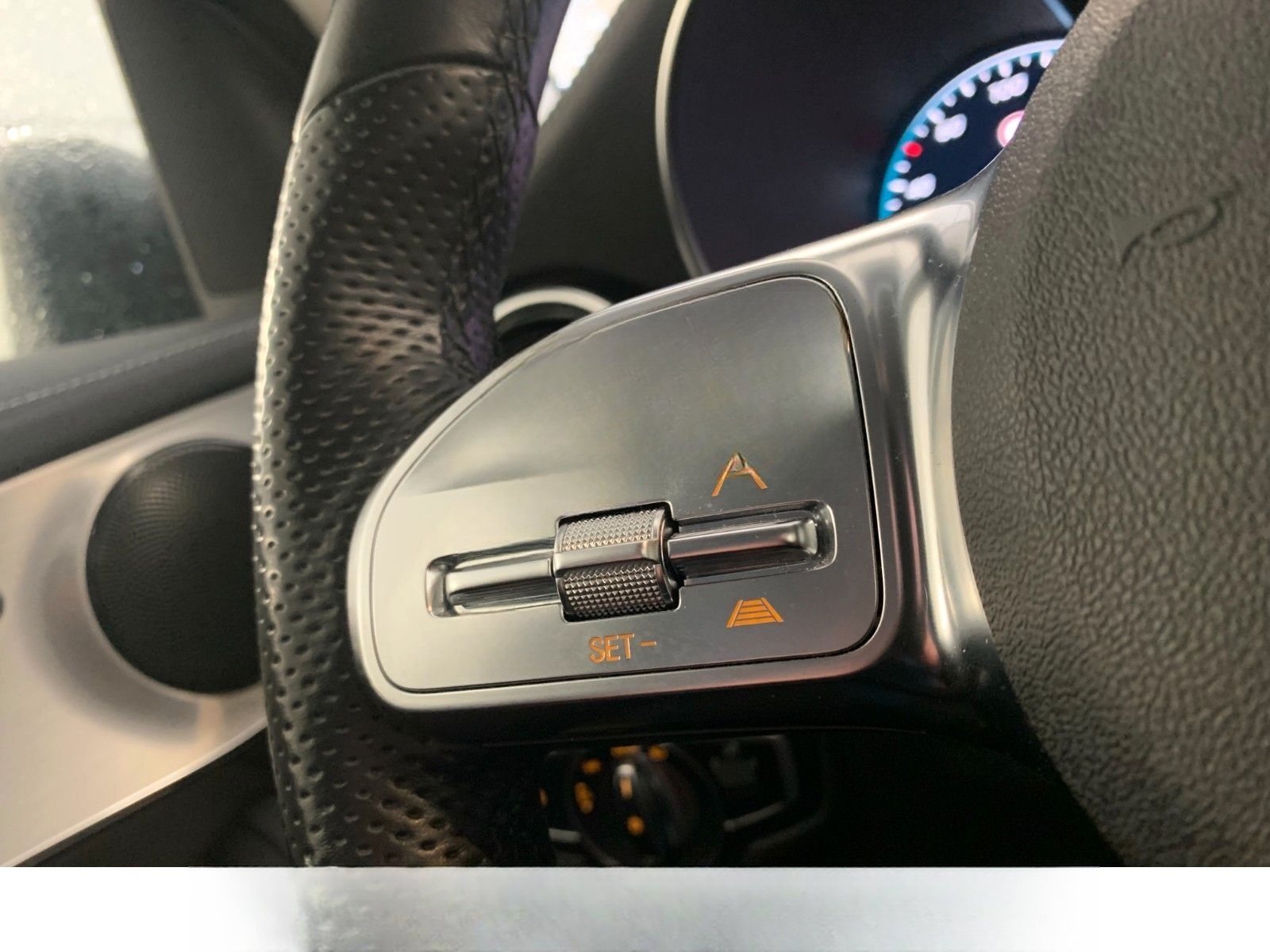 Mercedes-Benz GLC 300 e 4M 2x AMG Line VirtCockp FahrAss+ 360K foto 14