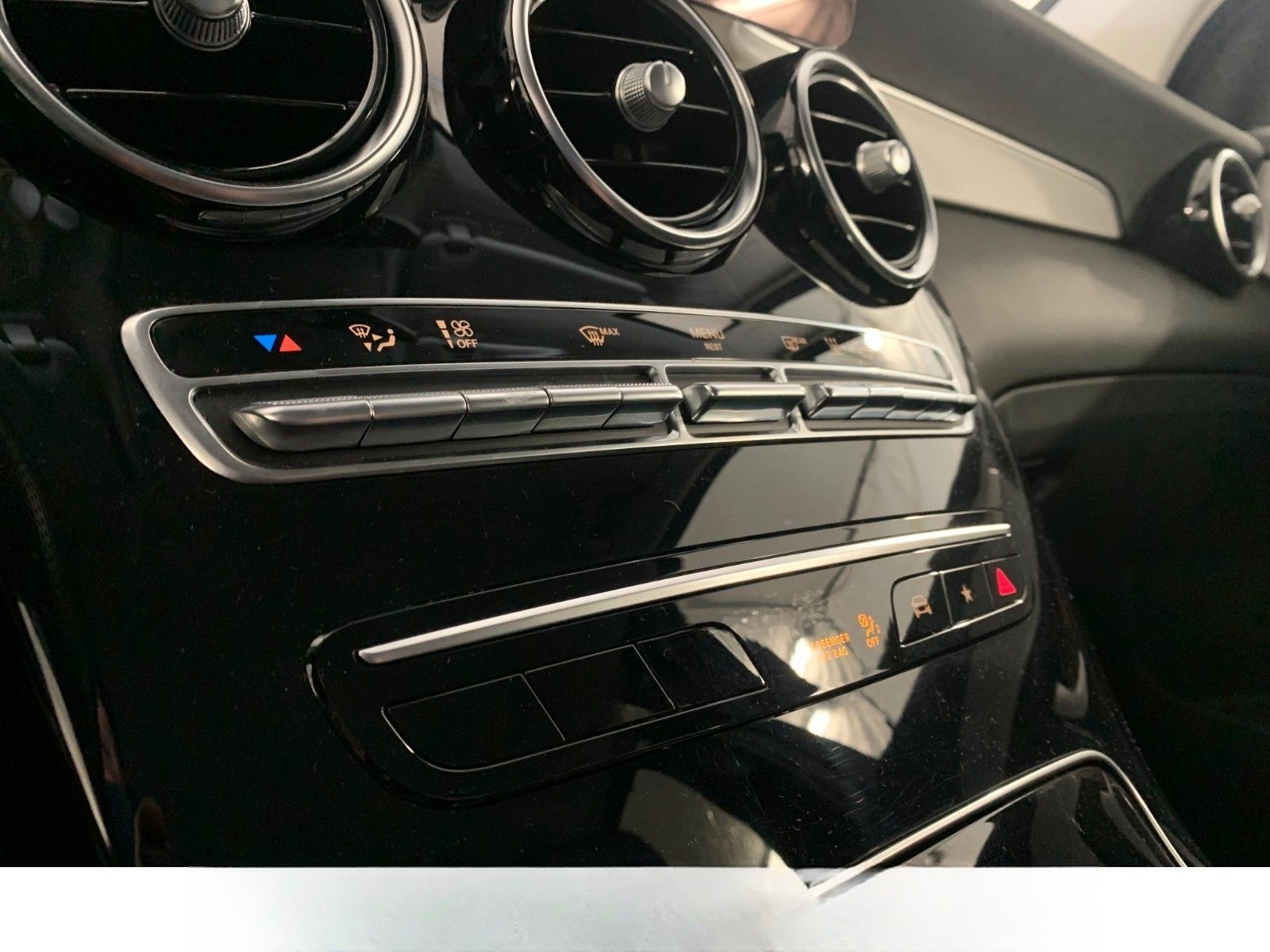 Mercedes-Benz GLC 300 e 4M 2x AMG Line VirtCockp FahrAss+ 360K foto 16