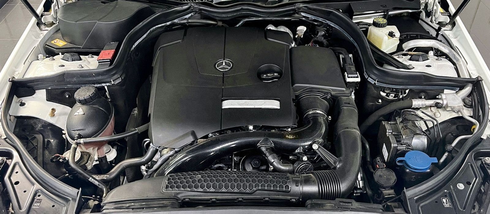 Mercedes-Benz E 250 Sport|2.Hd|Nur57tkm|AHK|LED|Navi|Attentio foto 8