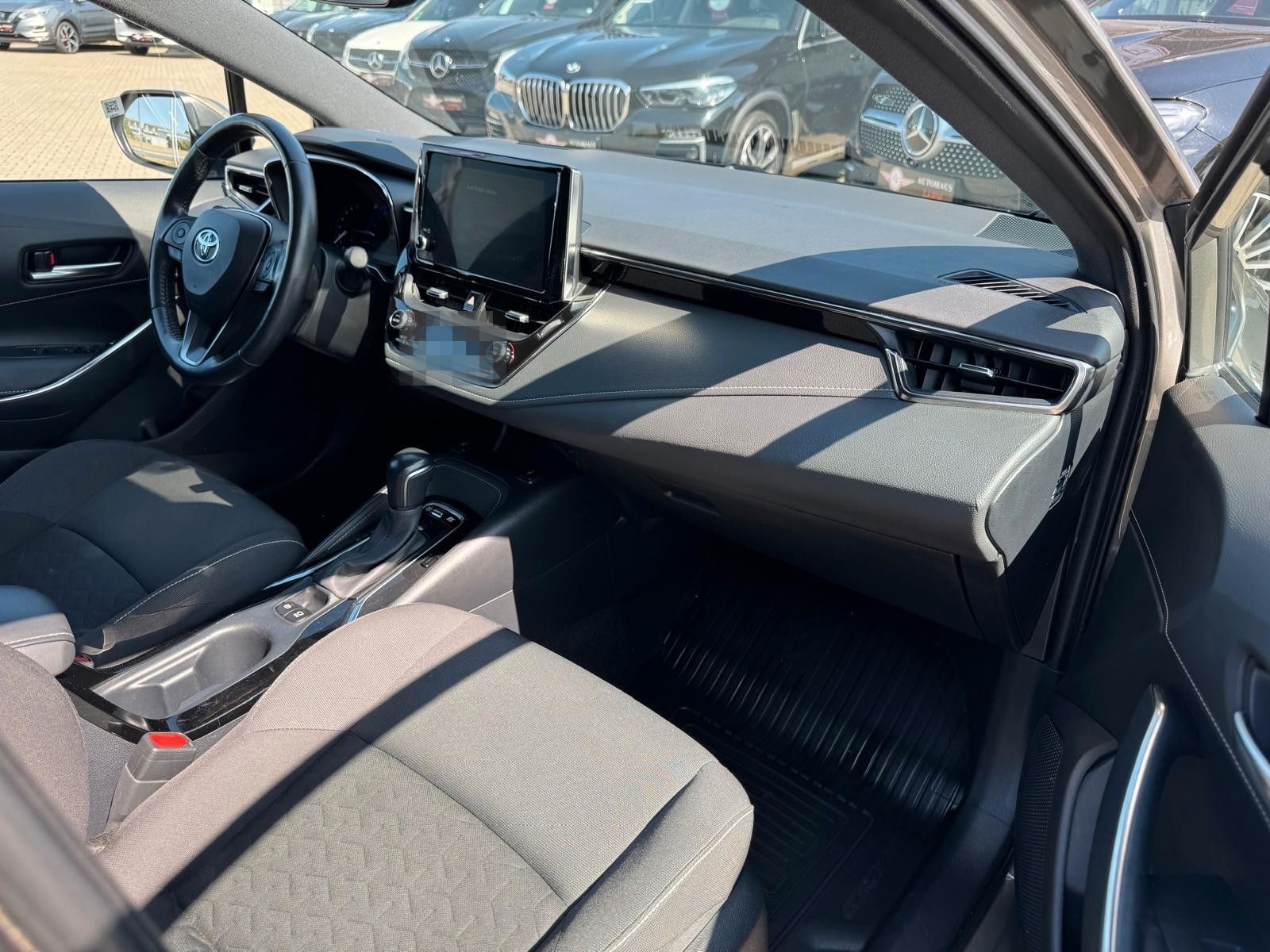 Toyota Corolla Touring Sports Hybrid Business Edition foto 14