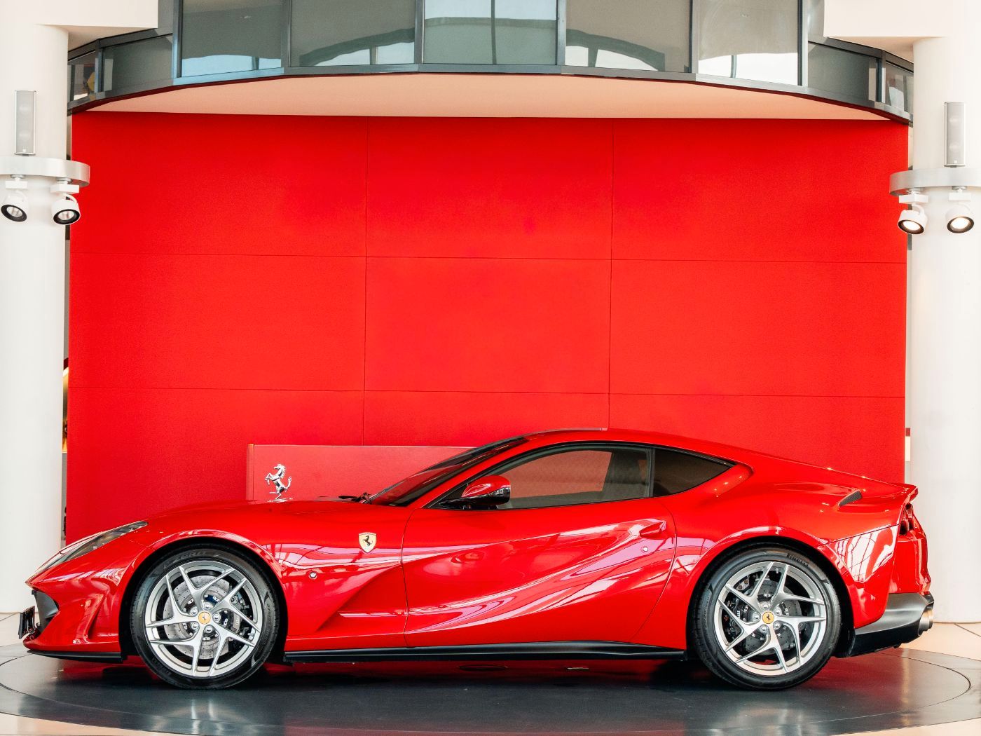 Ferrari 812 Superfast Rosso70Anni*JBL*Lift*Apple-Carplay foto 4