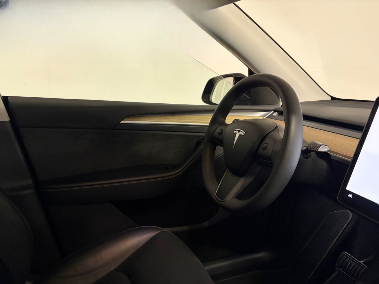 Tesla Model Y Long Range Dual AWD *AHK* foto 12