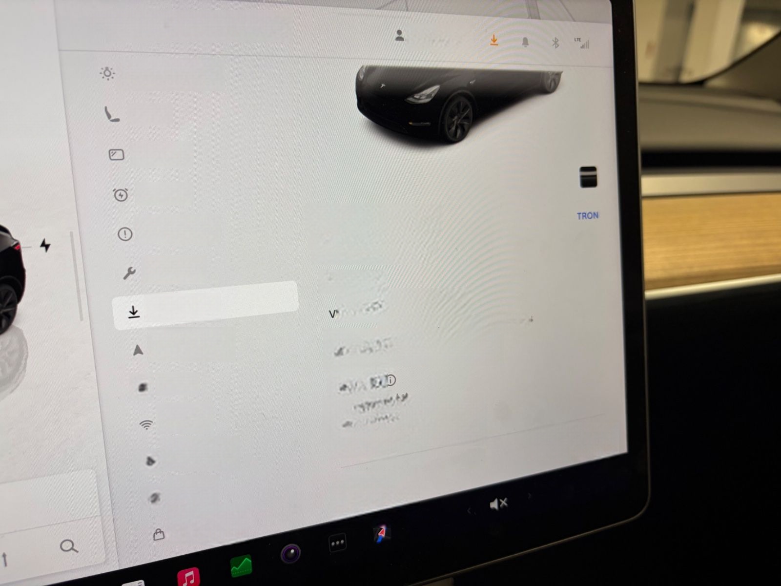 Tesla Model Y Long Range Dual AWD *AHK* foto 17