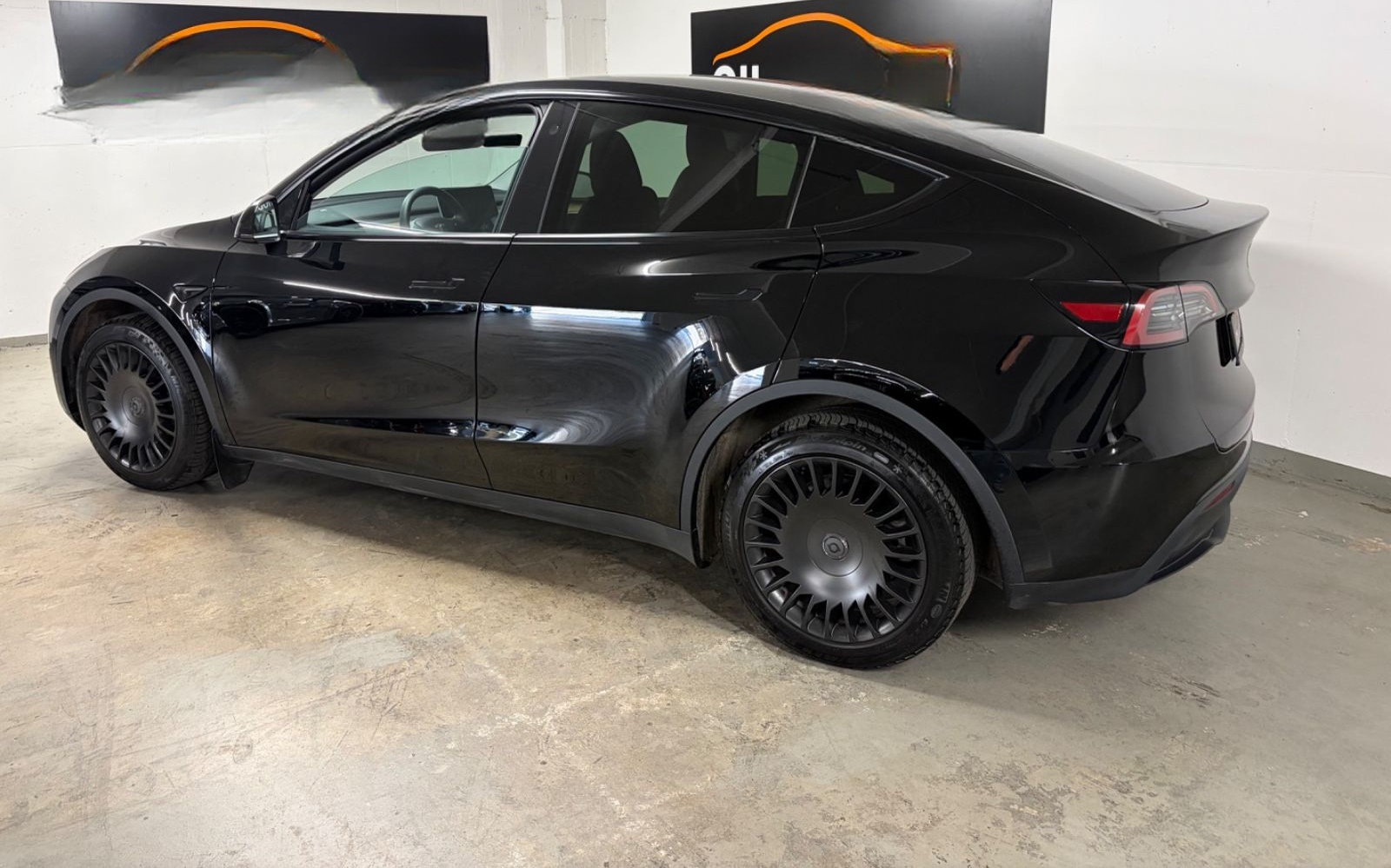 Tesla Model Y Long Range Dual AWD *AHK* foto 19