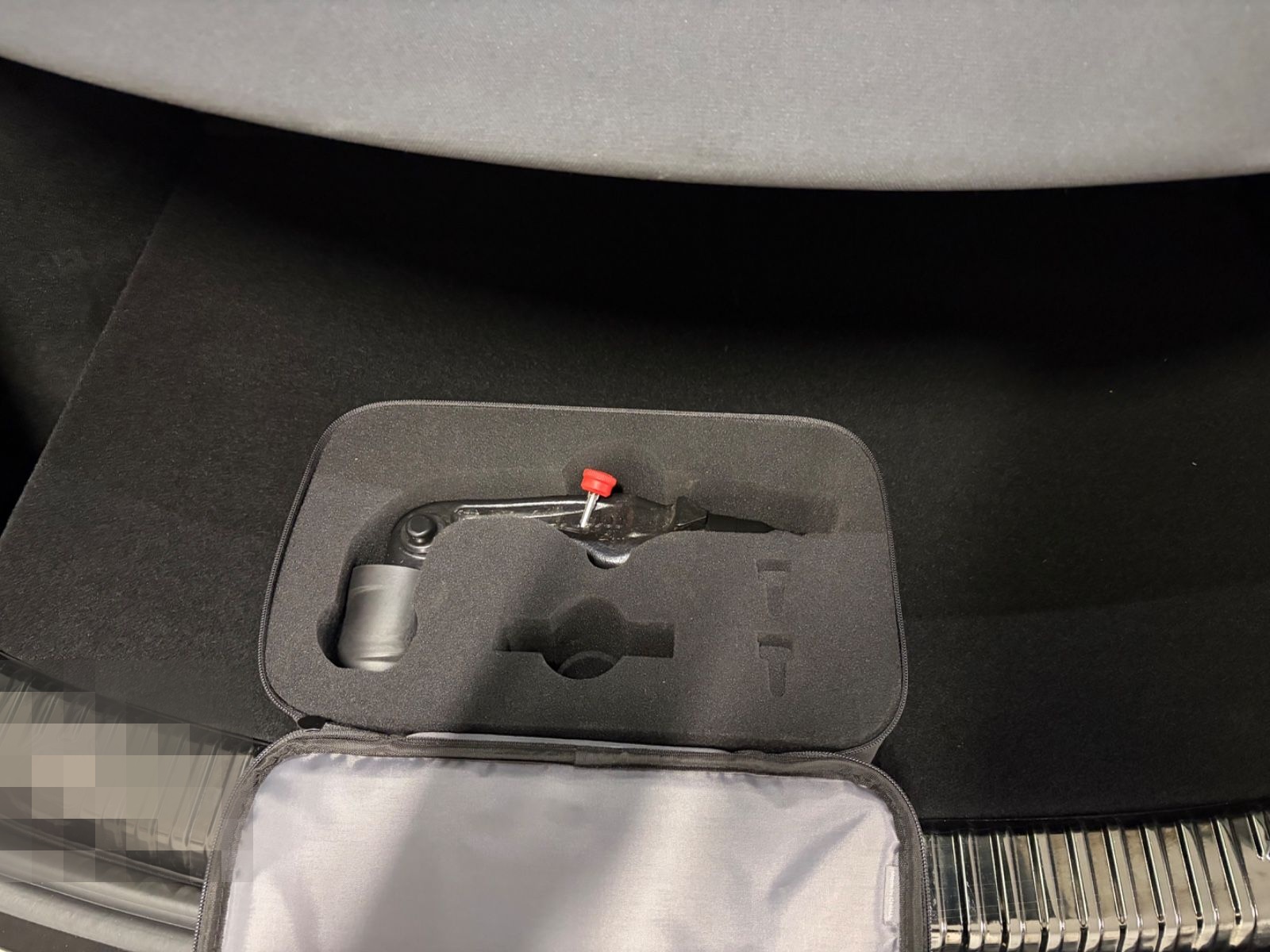 Tesla Model Y Long Range Dual AWD *AHK* foto 4