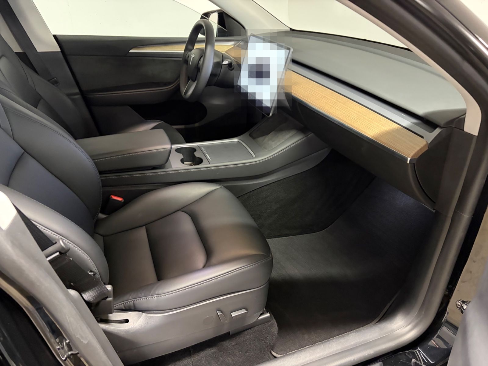 Tesla Model Y Long Range Dual AWD *AHK* foto 7