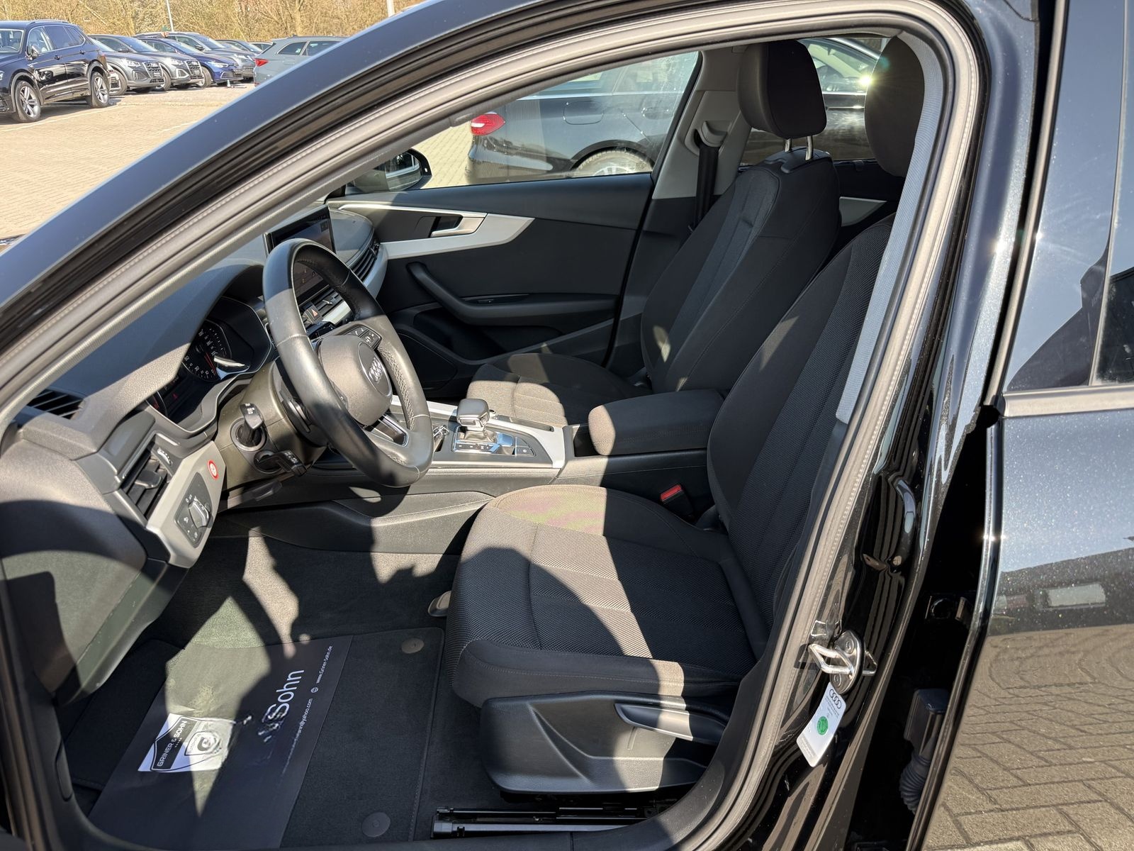 Audi A4 35 TFSI S-Tronic,Sitzheizung,Kessy,Navi,3,99% foto 16