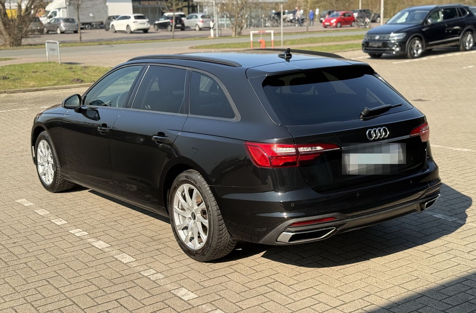 Audi A4 35 TFSI S-Tronic,Sitzheizung,Kessy,Navi,3,99% foto 8