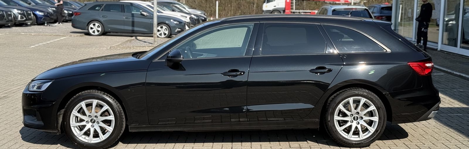 Audi A4 35 TFSI S-Tronic,Sitzheizung,Kessy,Navi,3,99% foto 9