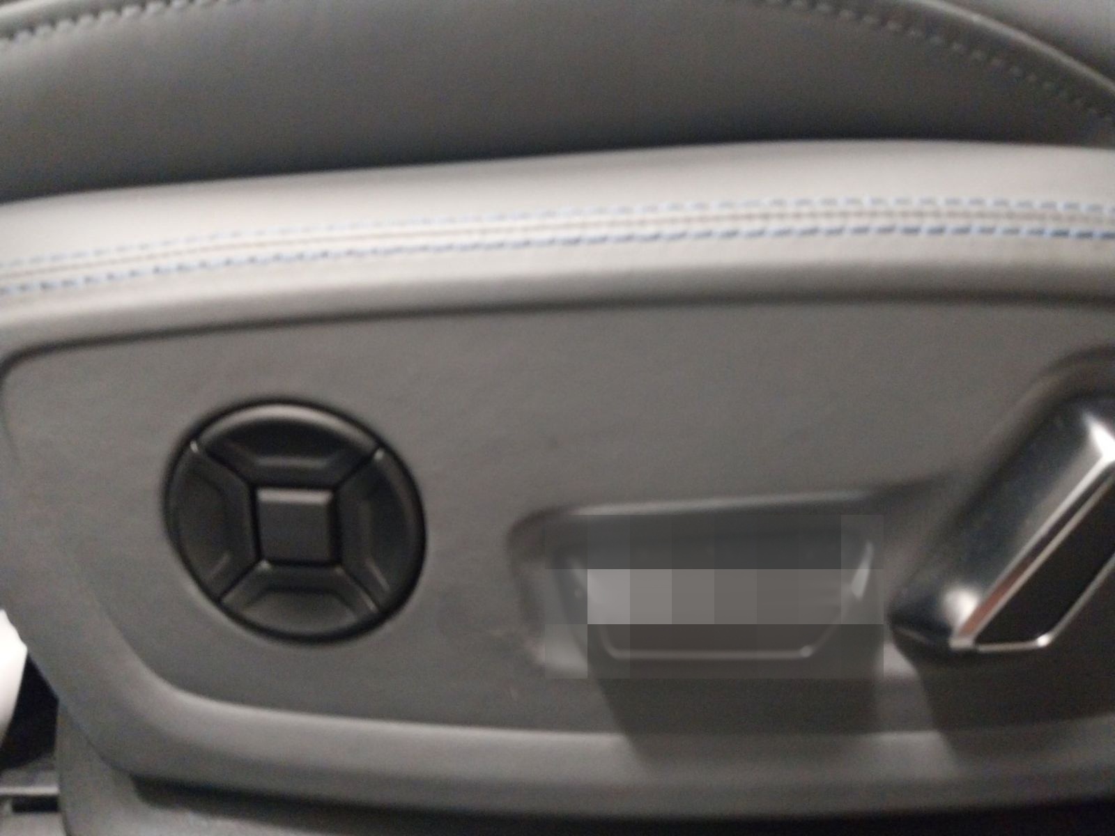 Audi RS 6 Avant quattro *AHK*NAVI*B&O*HUD*PANO*MATRIX foto 8