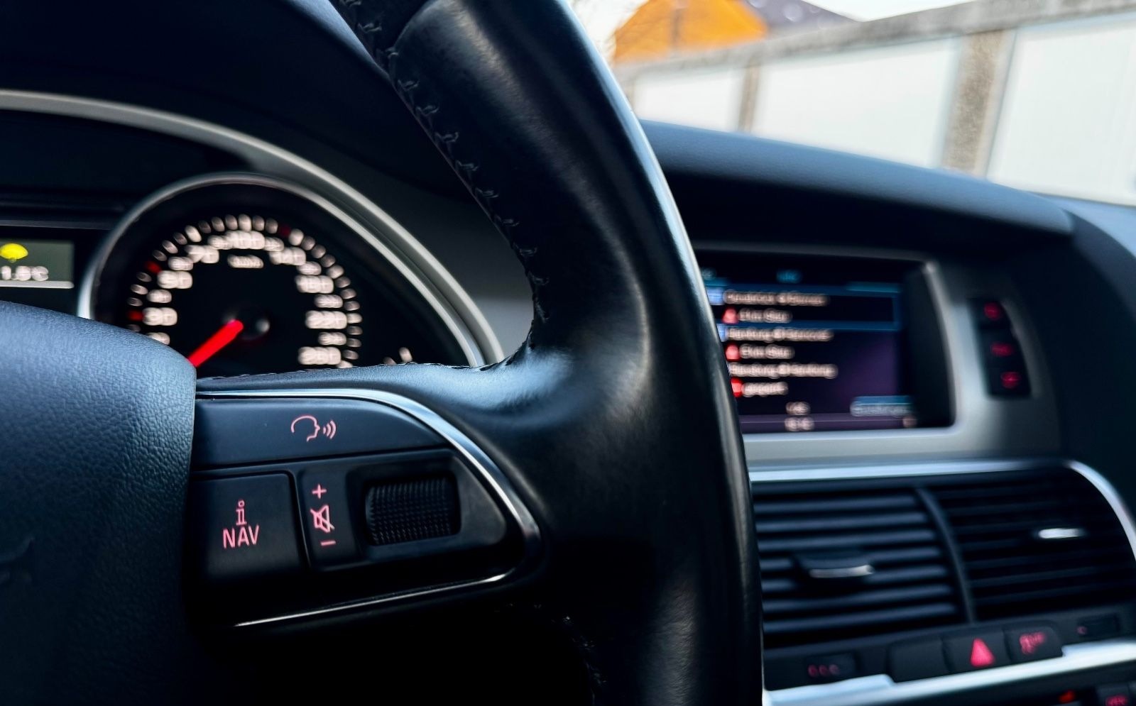 Audi Q7 3.0 TDI clean diesel quattro foto 30