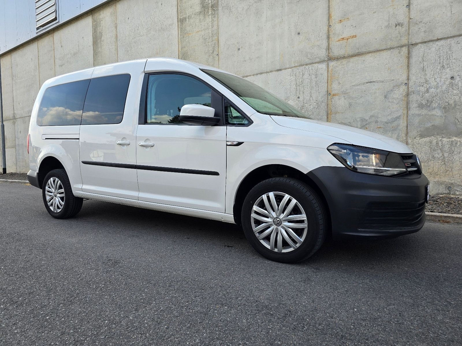 Volkswagen Caddy Maxi 2.0TDI 150PS DSG 4Motion Standheizung foto 14