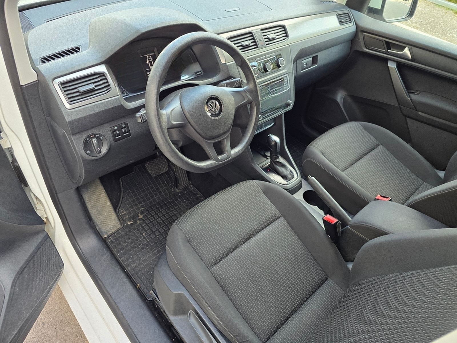 Volkswagen Caddy Maxi 2.0TDI 150PS DSG 4Motion Standheizung foto 22