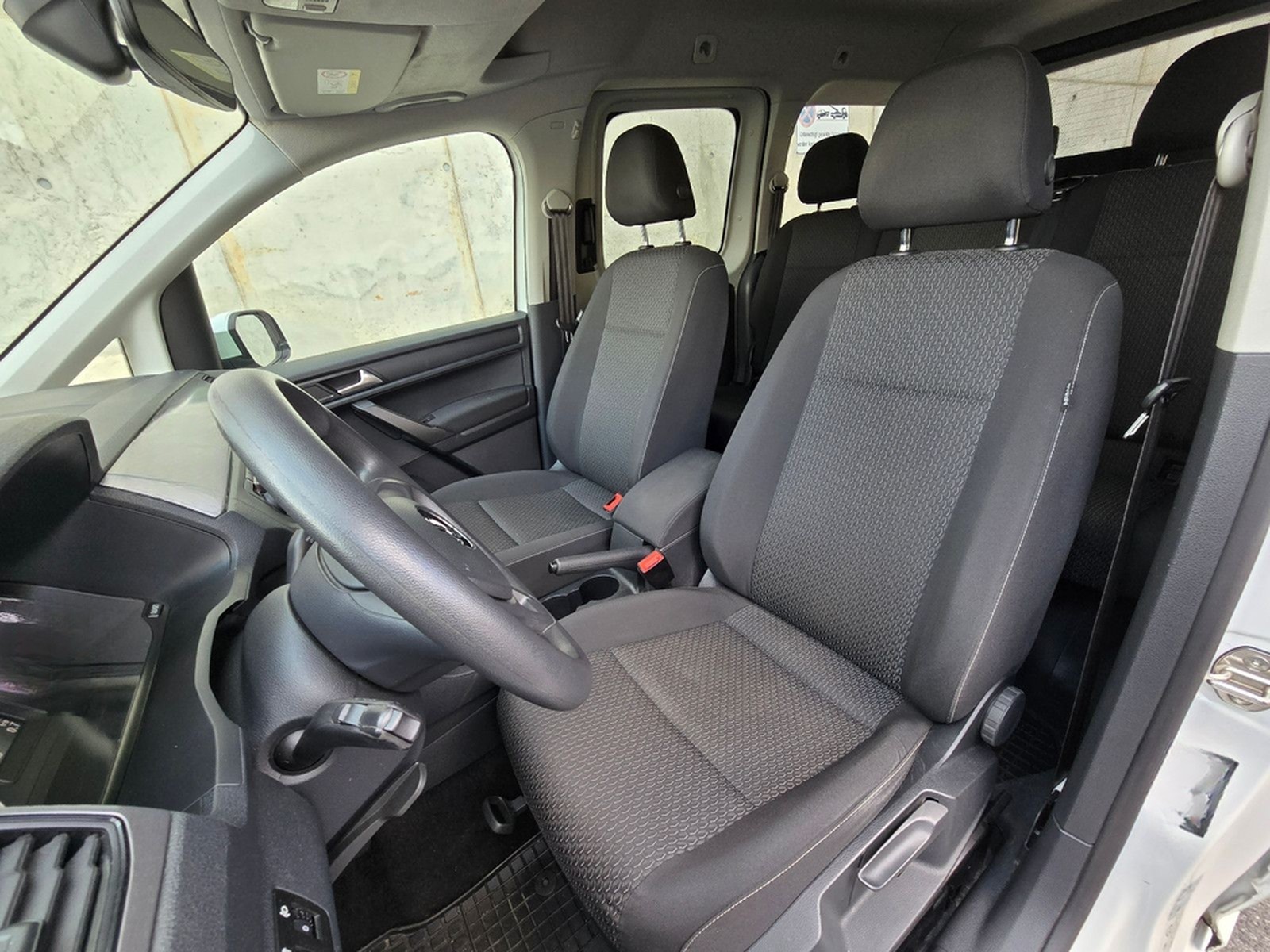 Volkswagen Caddy Maxi 2.0TDI 150PS DSG 4Motion Standheizung foto 23