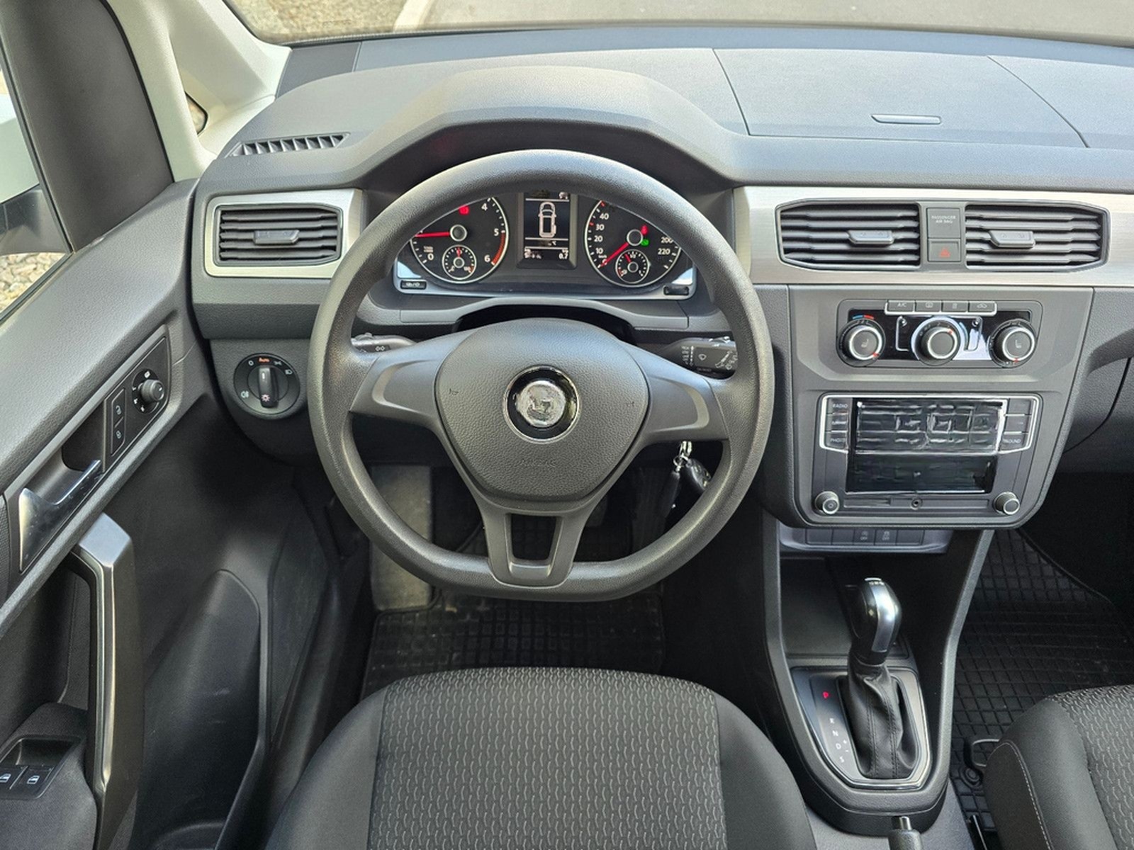 Volkswagen Caddy Maxi 2.0TDI 150PS DSG 4Motion Standheizung foto 25