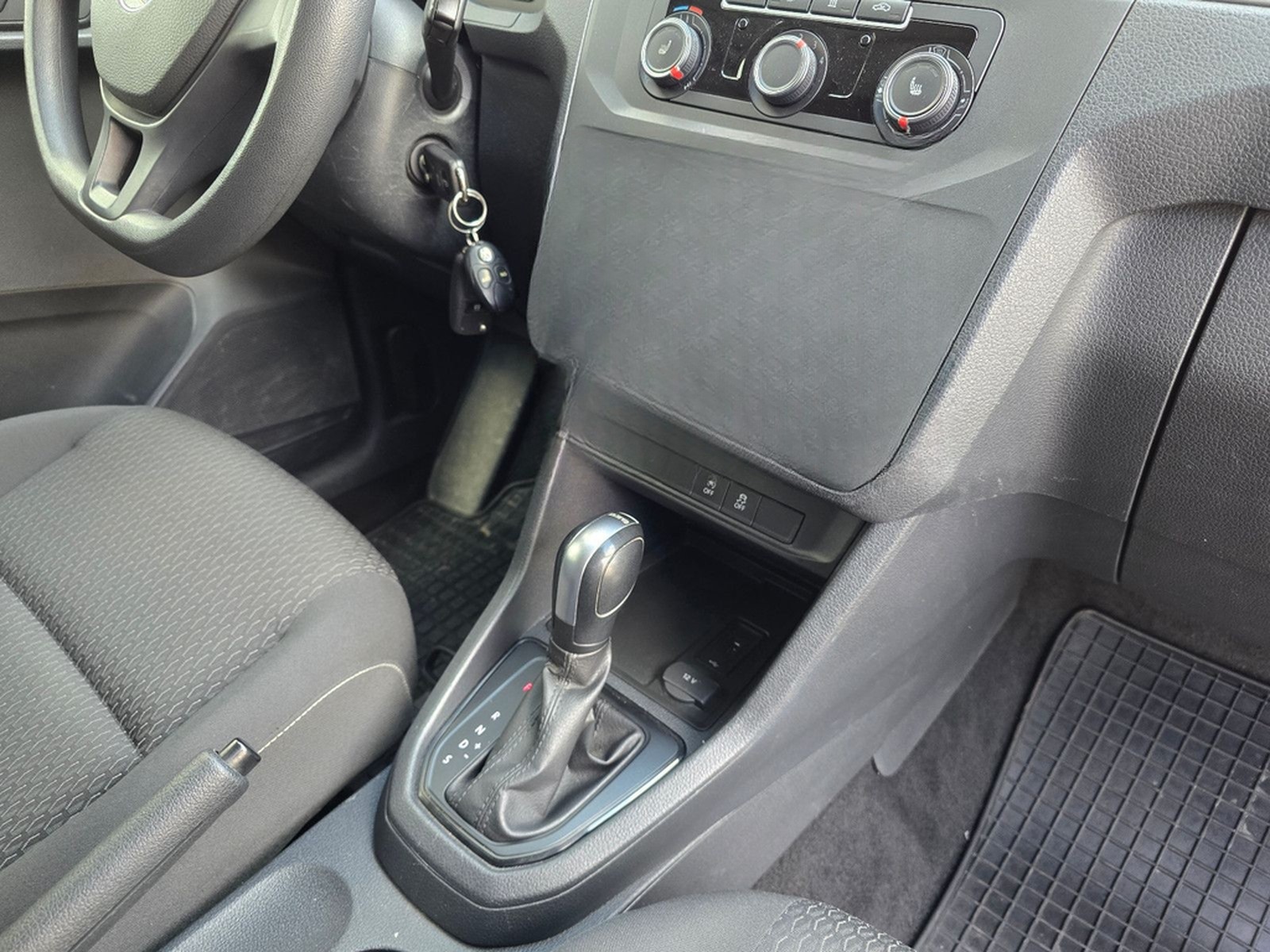 Volkswagen Caddy Maxi 2.0TDI 150PS DSG 4Motion Standheizung foto 27