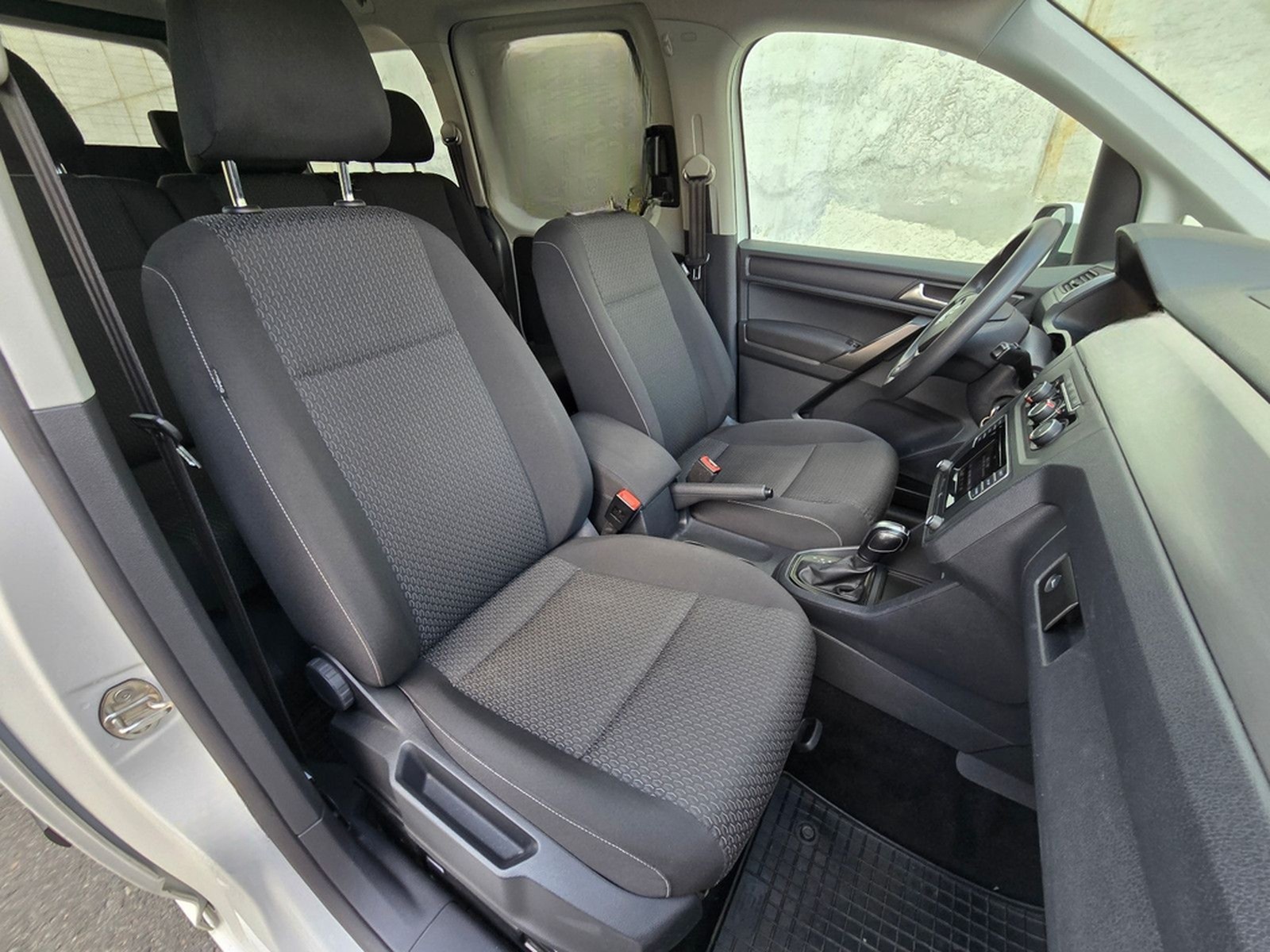 Volkswagen Caddy Maxi 2.0TDI 150PS DSG 4Motion Standheizung foto 28