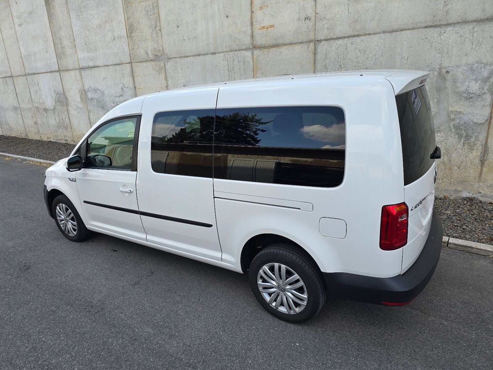 Volkswagen Caddy Maxi 2.0TDI 150PS DSG 4Motion Standheizung foto 10