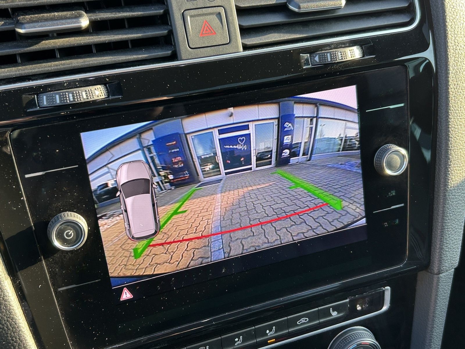 Volkswagen Golf GTI VII 2.0 TSI Performance*LED*DYNAUDIO* foto 29