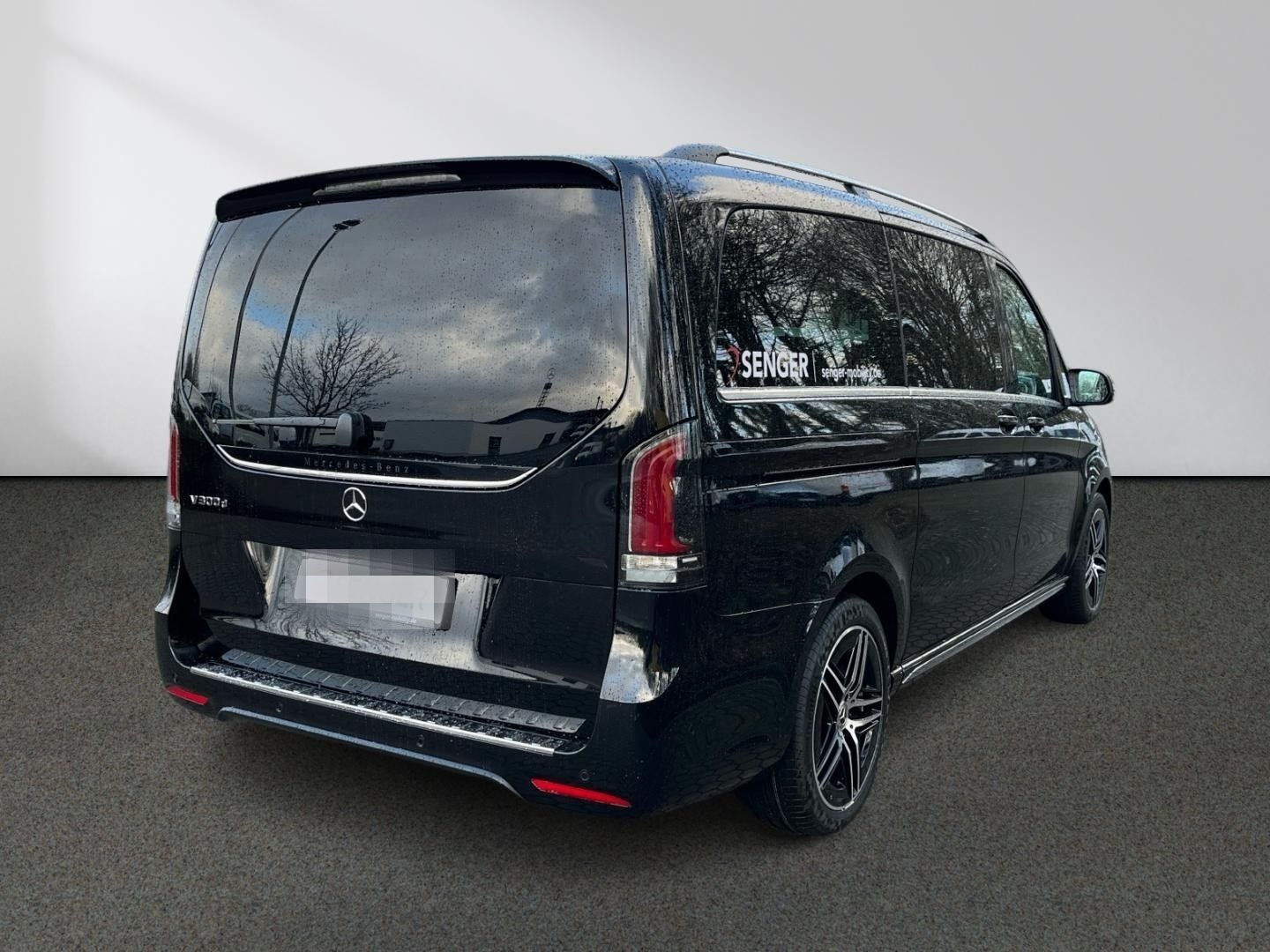 Mercedes-Benz V 300d Exclusive 4x4 lang AMG AIRMATIC Pano 360° foto 4