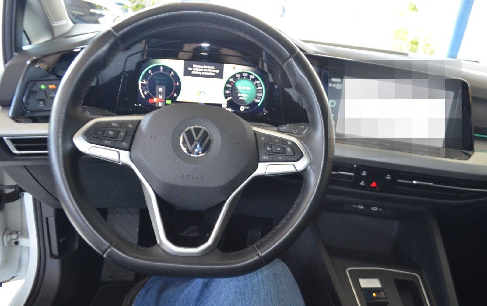 Volkswagen Golf VIII Variant Life AUTOMATIK / XENON / NAVI foto 12