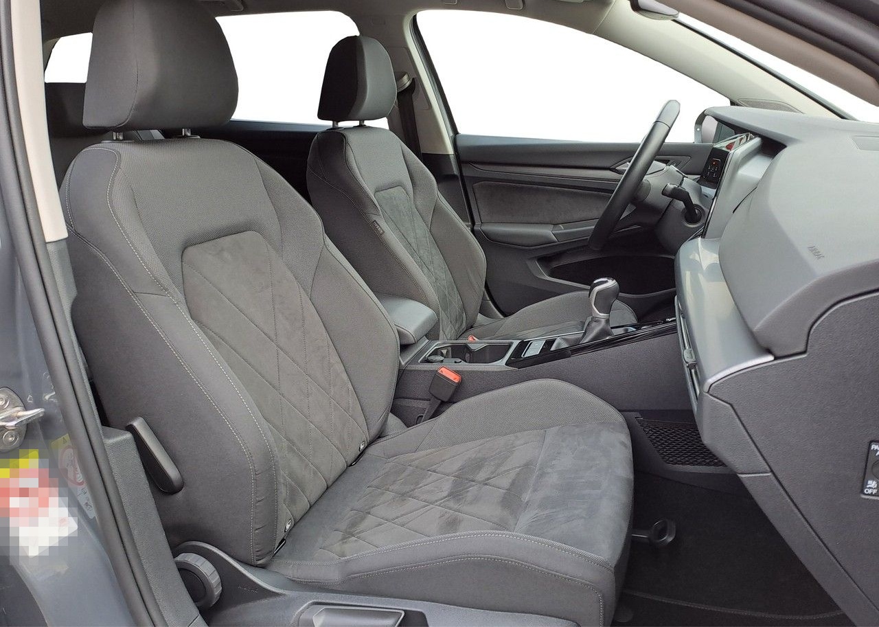 Volkswagen Golf VIII Variant 1.5 TSI Style, AHK, ACC, LED foto 8