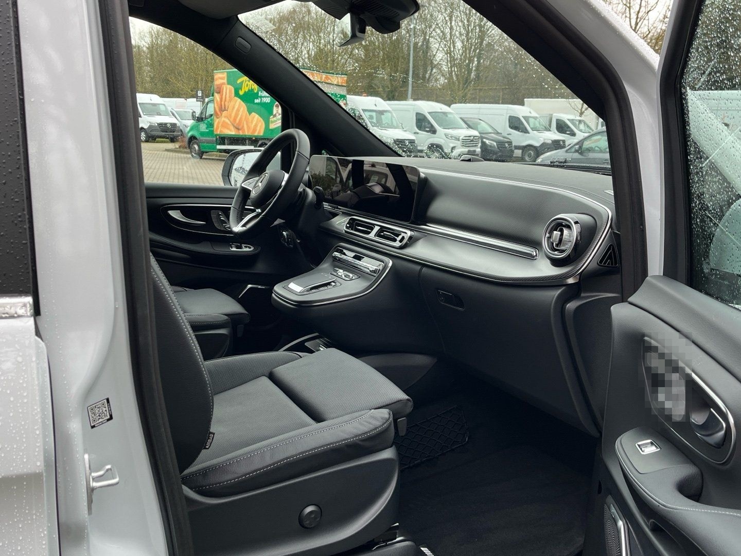 Mercedes-Benz V 300d Avantgarde 4x4 lang AMG AIRMATIC Pano 360 foto 13